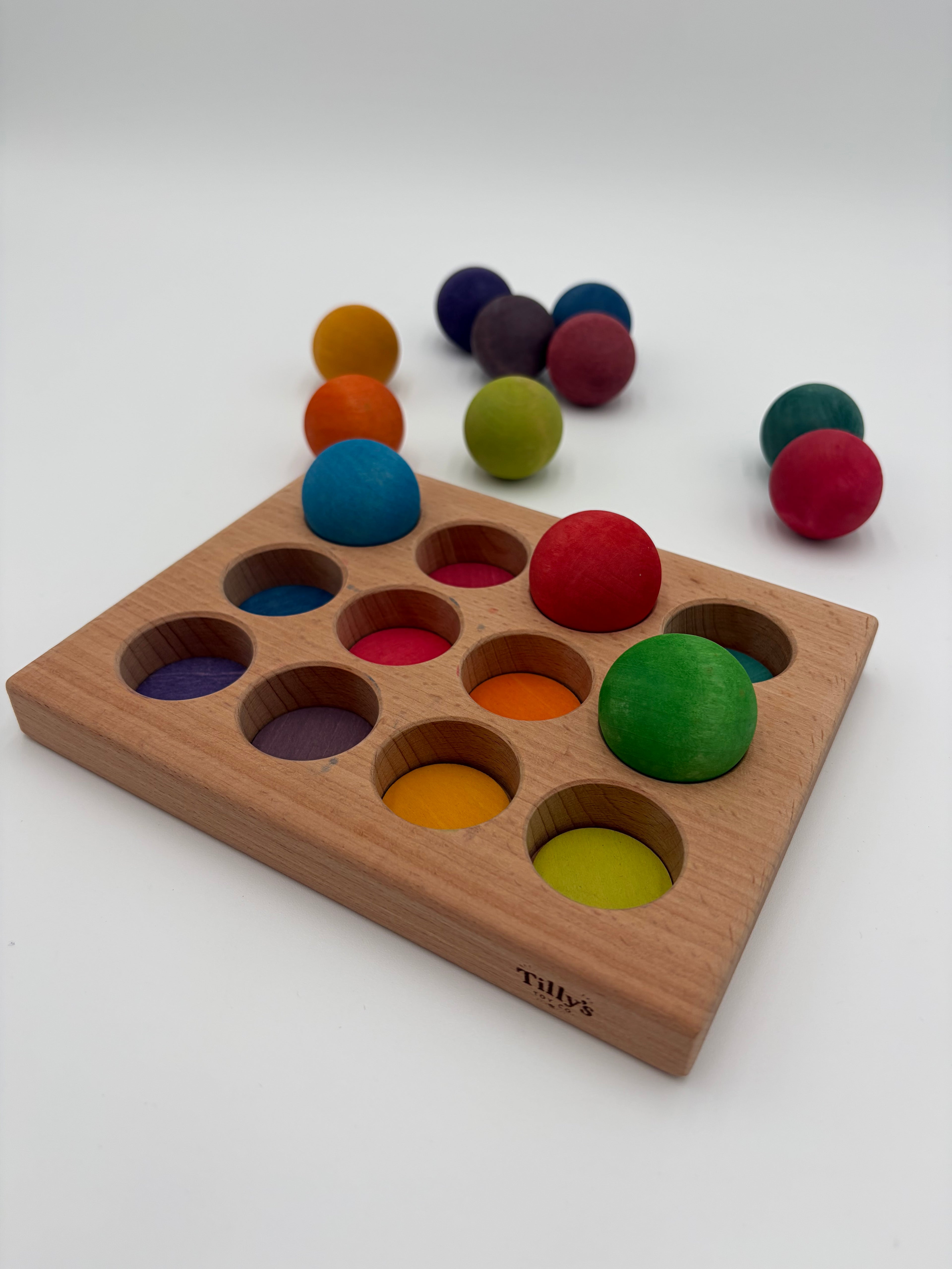 Rainbow Balls with Sorting Tray