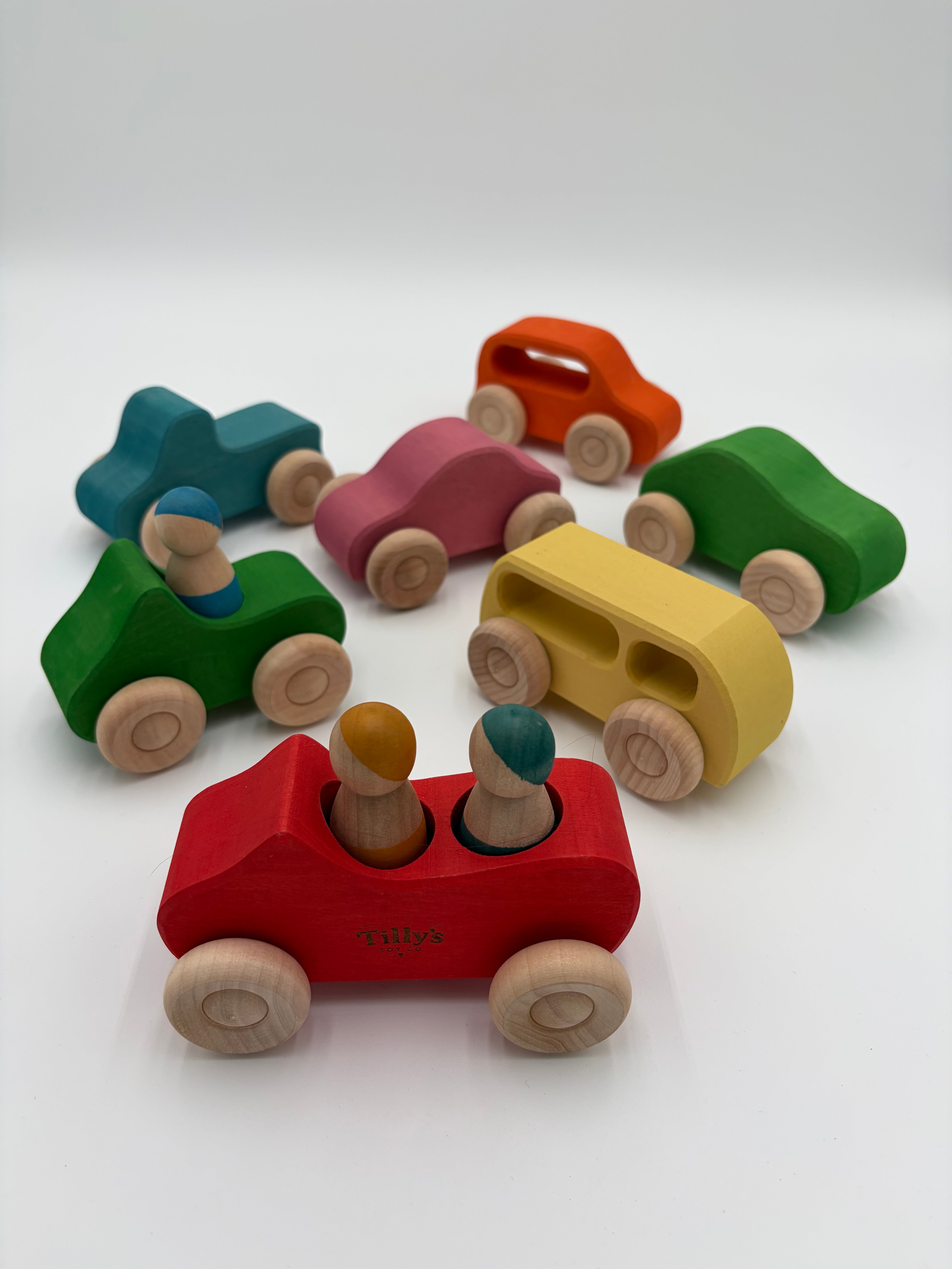 Wooden Cars Set of 7 with 3 People